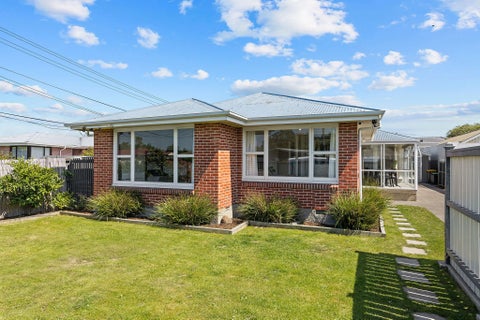 10 Barclay Place, Burwood, Christchurch