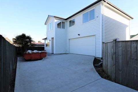 65A Sunderlands Road, Half Moon Bay, Auckland
