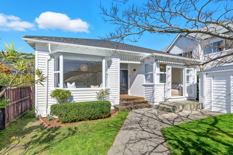 37 Menzies Street, Sumner, Christchurch