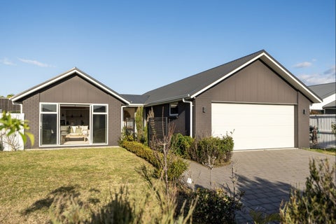 83 Sandhurst Drive, Papamoa Beach, Papamoa