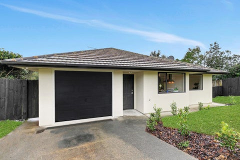 31 Hewlett Road, Massey, Auckland