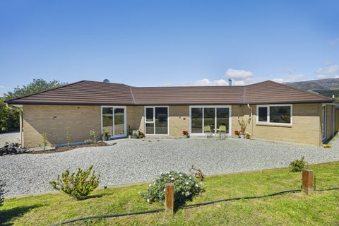 45 Hall Road, Bannockburn, Cromwell