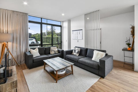 12 Troop RD, Papakura, Papakura