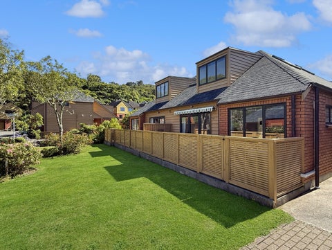 63 Futuna Close, Karori, Wellington
