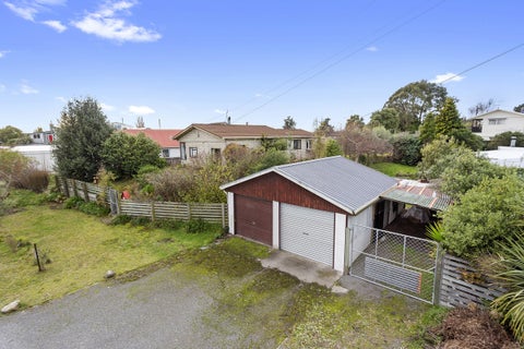 68 Dunns Avenue, The Pines Beach, The Pines Beach