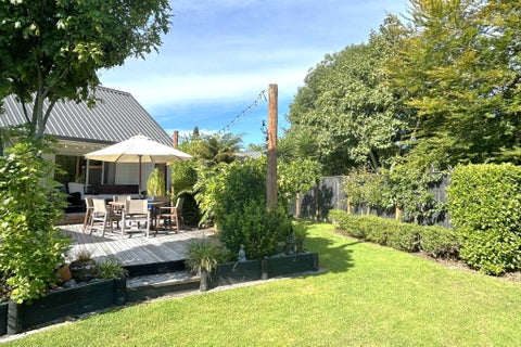 17A Feary Crescent, Takaka