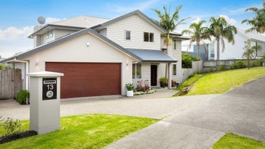 13 Rangi Avenue, Schnapper Rock, Auckland