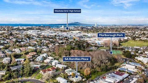 2/5 Ramillies Place, Glenfield, Auckland