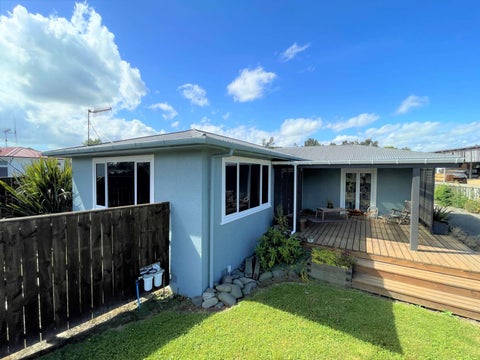 62 Russell Street, Marton