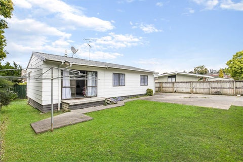 2/34 Shifnal Drive, Randwick Park, Auckland