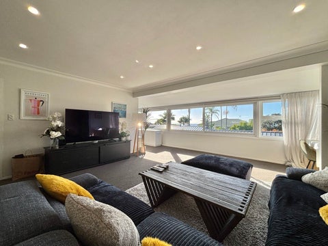 2/11 Sanders Avenue, Takapuna, Auckland
