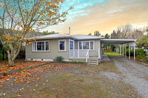 37 Brandon Street, Featherston