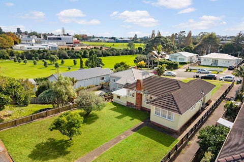 30A Fergusson Avenue, Sandringham, Auckland