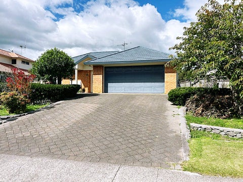 8 Huntington Drive, Huntington, Hamilton