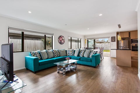 17 Yatterina Avenue, Takanini, Auckland