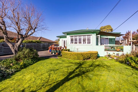 6 Mount Herbert Road, Waipukurau
