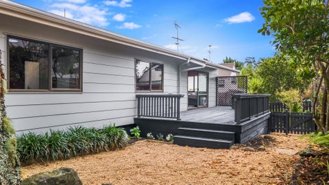 2/34 Gatman Street, Birkdale, Auckland