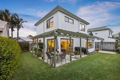 10M Rathgar Road, Henderson, Auckland