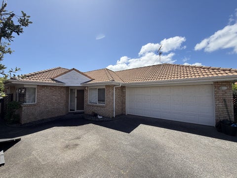180A Botany Road, Botany Downs, Auckland