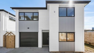 21B Kingdale Road, Henderson, Auckland