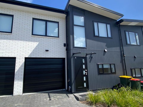 19B Bradbury Road, Botany Downs, Auckland