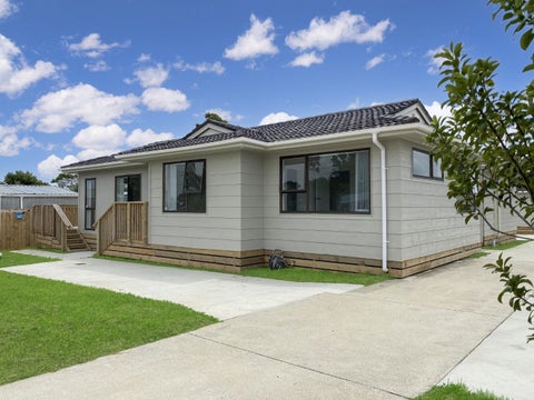 12 Fourth View Avenue, Beachlands, Auckland