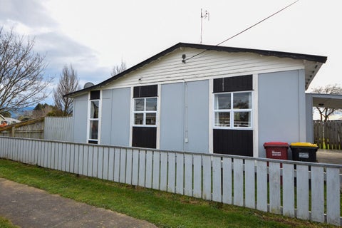 56 Brooklyn Road, Carterton