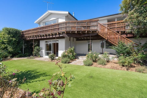 72A Moncks Spur Road, Redcliffs, Christchurch