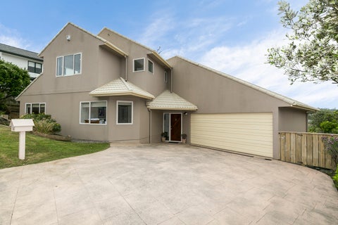 24 Waverton Terrace, Churton Park, Wellington