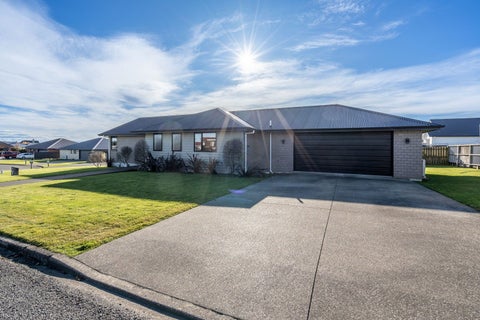 24 Welsh Road, Winton, Winton