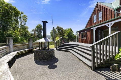 100 Emerald Hill Drive, Birchville, Upper Hutt