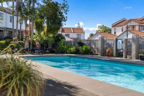 17/21 Armoy Drive, East Tamaki, Auckland