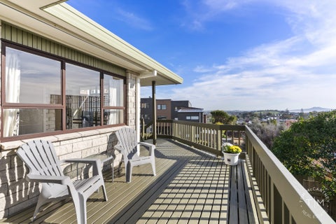 64B Highland Park Drive, Highland Park, Auckland