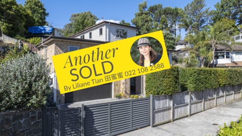 31 Corricvale Way, Northcross, Auckland