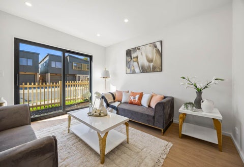32 Taipahitini Road, Rosehill, Papakura