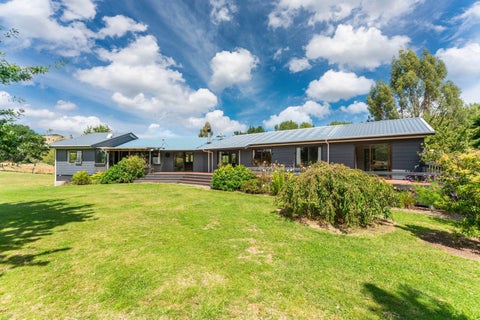 4/504 Mapara Road, Acacia Bay, Taupo
