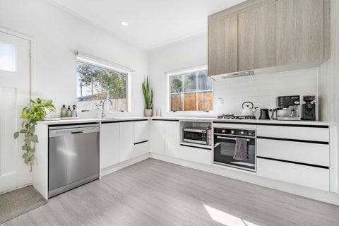 2/56 Northcote Road, Northcote, Auckland