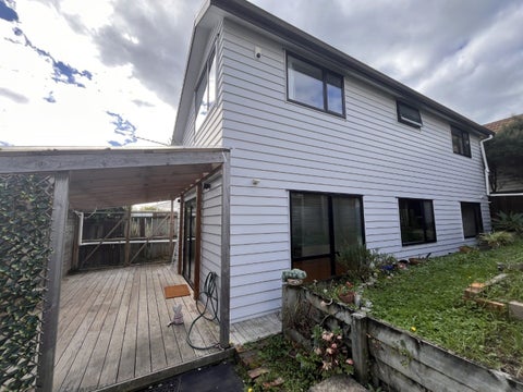 12 Egremont Street, Belmont, Auckland
