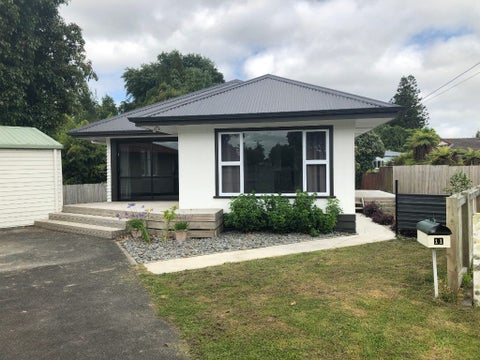 11 Moncrieff Avenue, Fairfield, Hamilton