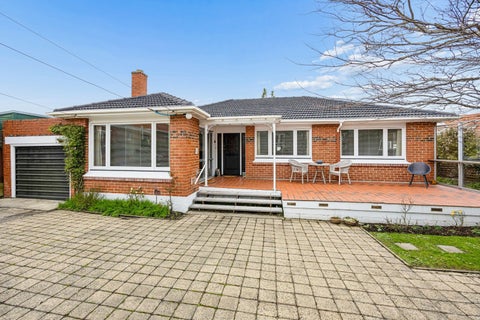 11 Hobson Street, Saint Clair, Dunedin
