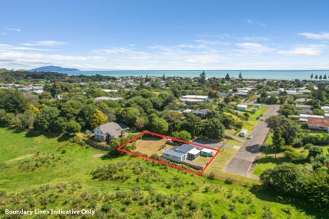 11 Rata Street, Otaki Beach, Otaki