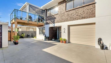 2/502 Devon Street East, Strandon, New Plymouth