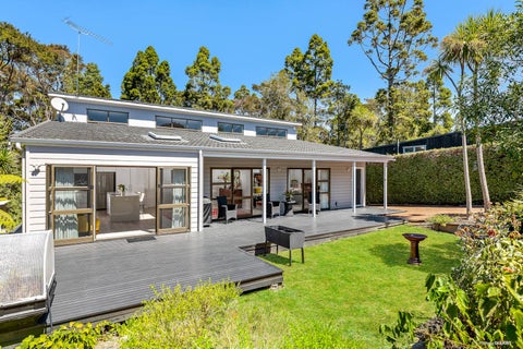 8 Raymond Terrace, Northcote, Auckland