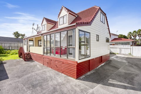 3 Sean Fitzpatrick Place, Papatoetoe, Auckland