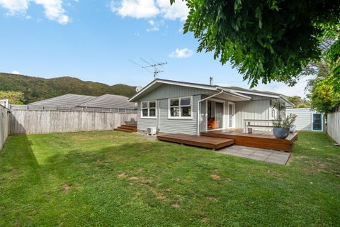 21 Saint Ronans Avenue, Waterloo, Lower Hutt