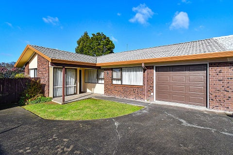 4/16 Regent Street, Papatoetoe, Auckland