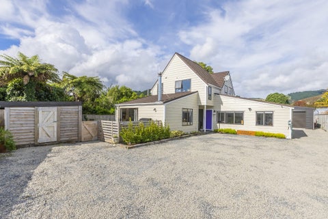 14 Atarau Grove, Paraparaumu