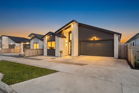 15 Bannockburn Road, Ōpaheke, Papakura