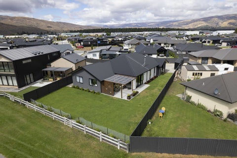 15 Quigley Crescent, Cromwell, Cromwell