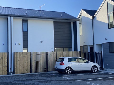 2/121 Sherborne Street, St Albans, Christchurch